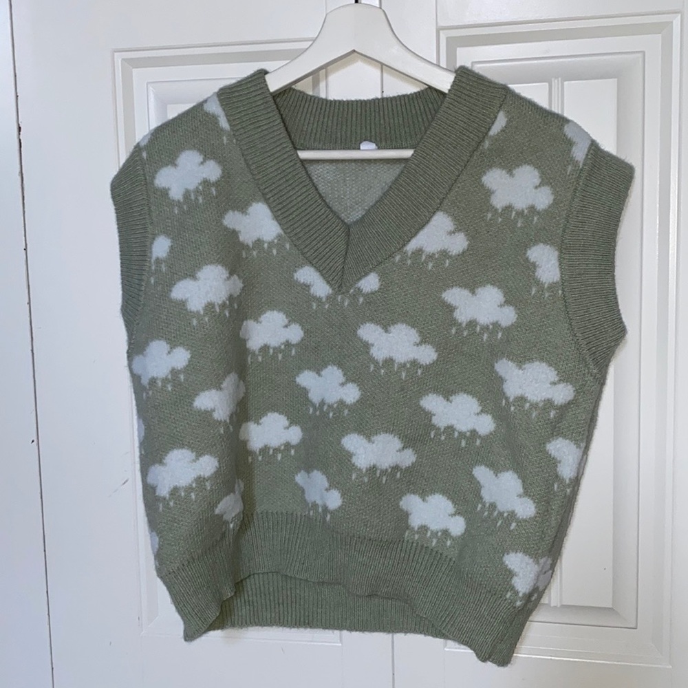Comfy green shein sweater vest!!!!